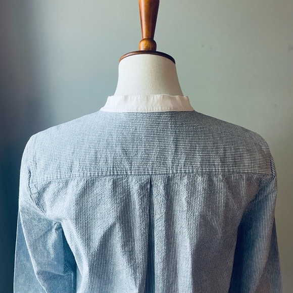 St. John Blue and White Button Down Shirt - Picture 6 of 7